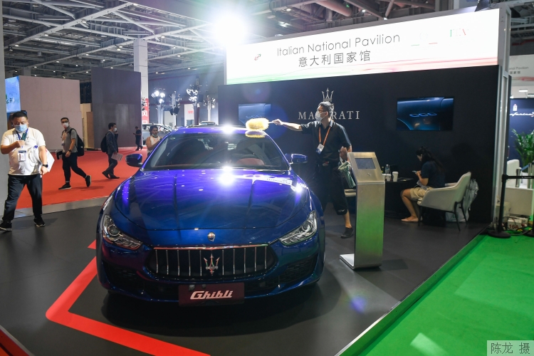 small.jpg?key=beb5080b9wxada5f438b1fe8a6380df2e4a98a7ba6737c8d60